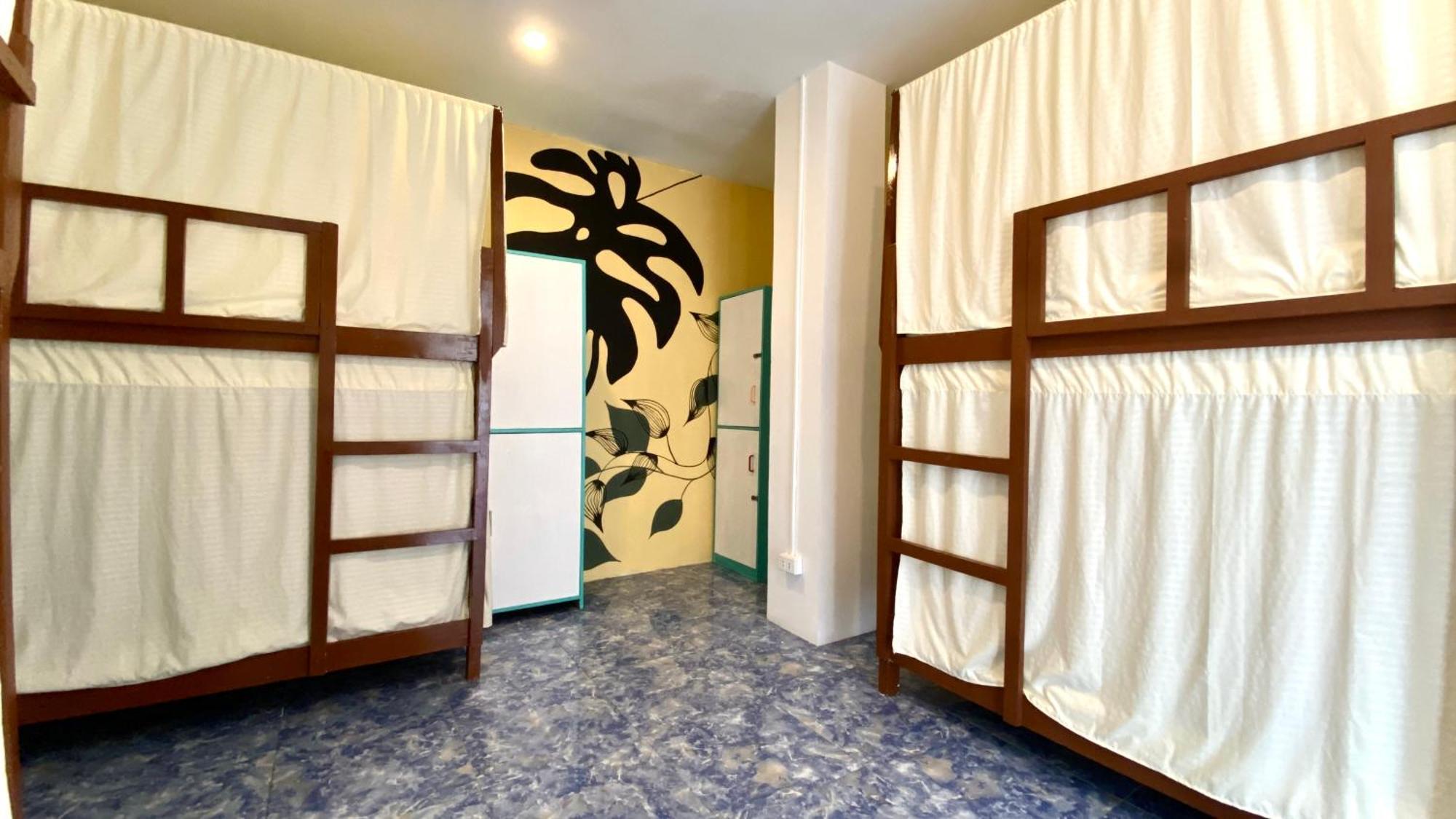 Chill Out Hostel Balabag  Екстериор снимка